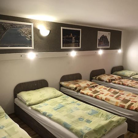 Opera Hostel Budapest Exterior photo